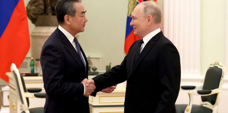 Светът притихна. Нови отношения Русия - Китай